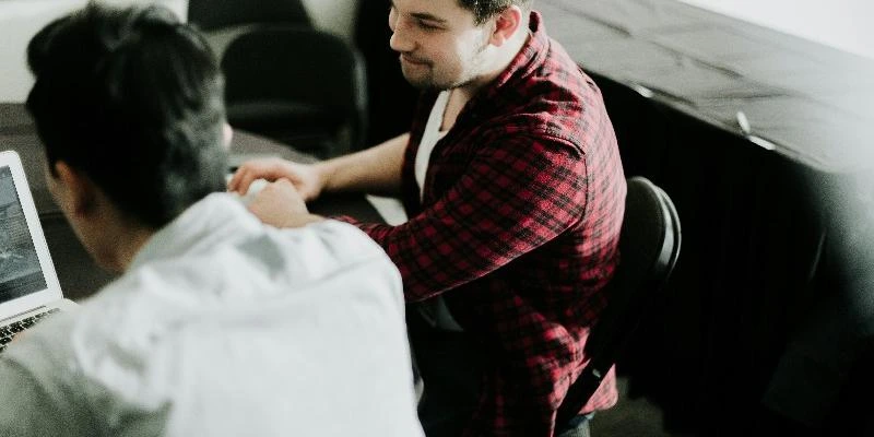 BTS MAV en Alternance : Les Avantages et Inconvénients BTS MAV en Alternance : Les Avantages et Inconvénients